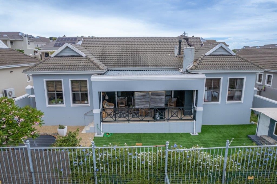 To Let 4 Bedroom Property for Rent in Zevenwacht Country Estate Western Cape